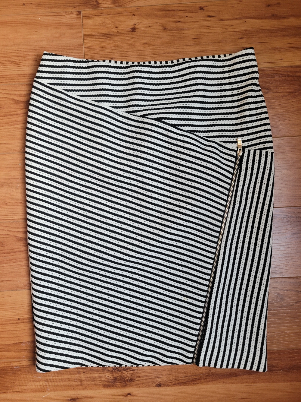 Black and White Striped Pencil Skirt with Gold Zip Detail